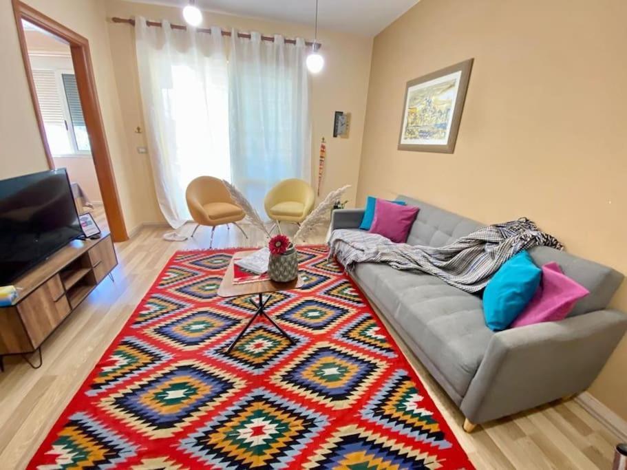 *Heart Of New Bazaar 1 Bed Apt* Appartement Tirana Buitenkant foto
